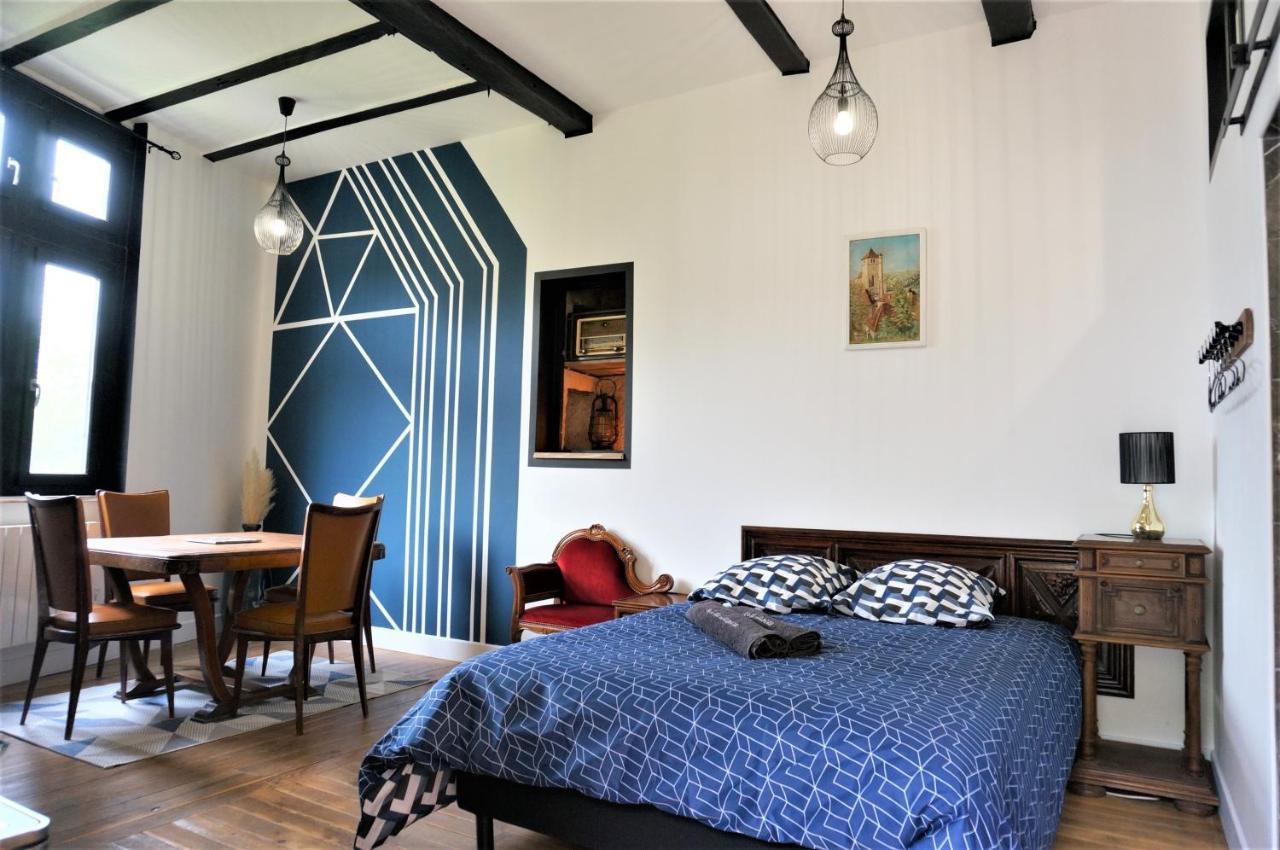 Gite Du Tourneur Studio Au Coeur De Saint Cirq Ngoại thất bức ảnh